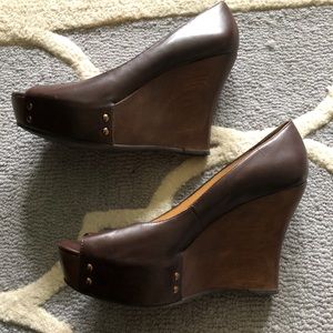 Via Spigia Playform Wedges Sz 9